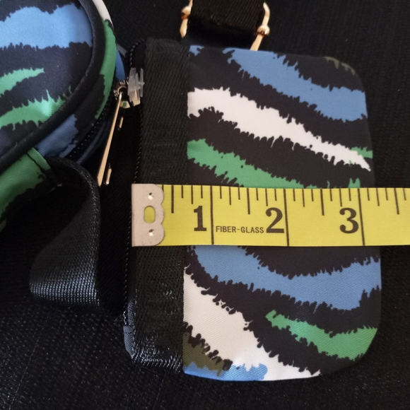 DVF Diane Von Furstenberg X Target Disco Zebra Green Cellphone Holder Purse - Picture 12 of 12
